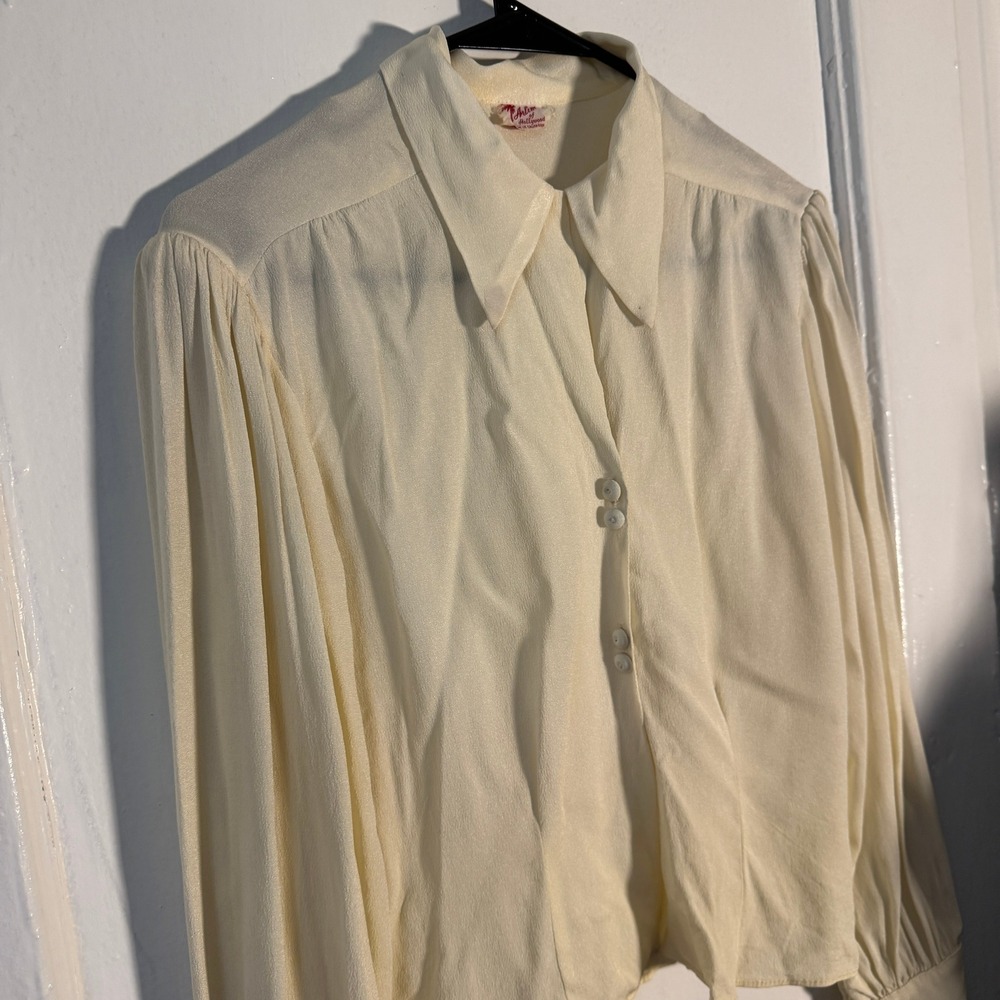 True Vtg 70s Arlene of Hollywood Cream Crepe Blouse Piratecore Edwardian S - Picture 2 of 11